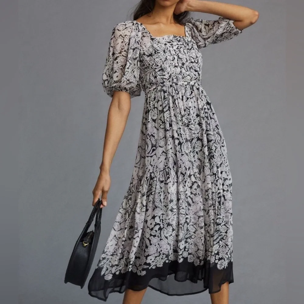 👗🌟Anthropologie Square Neck Smocked Midi Dress Boho Floral Black White XS 0 2 - Picture 3 of 12